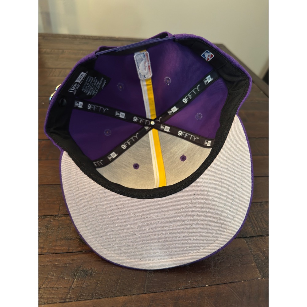 New Era 9FIFTY Los Angeles Lakers Snapback Hat Purple NBA Basketball Cap OSFM - Picture 5 of 6